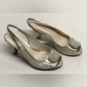 Ann Klein Gold Sparkle Peep Toe Sling Back Heels with Rosette Size 7 1/2 M
